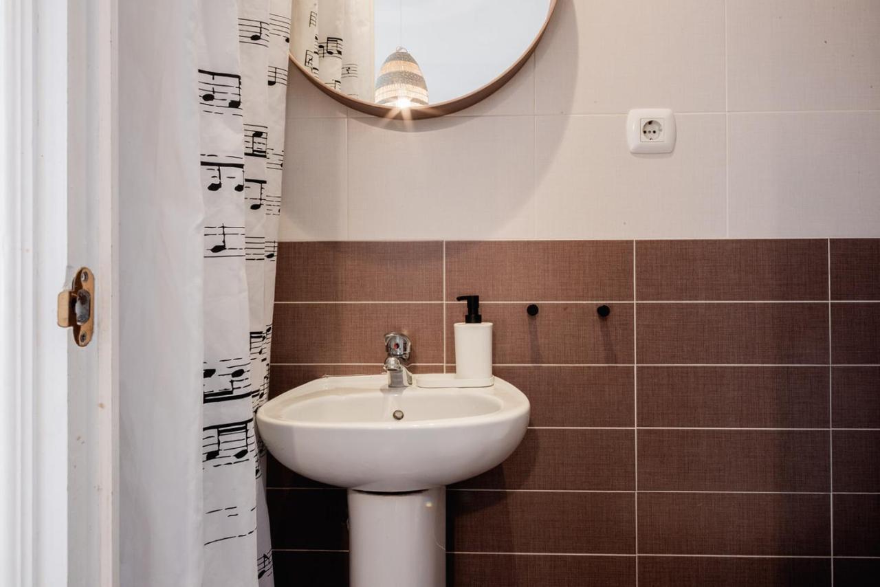 Apartamentos Fv Flats Valencia - Mestalla 9 エクステリア 写真